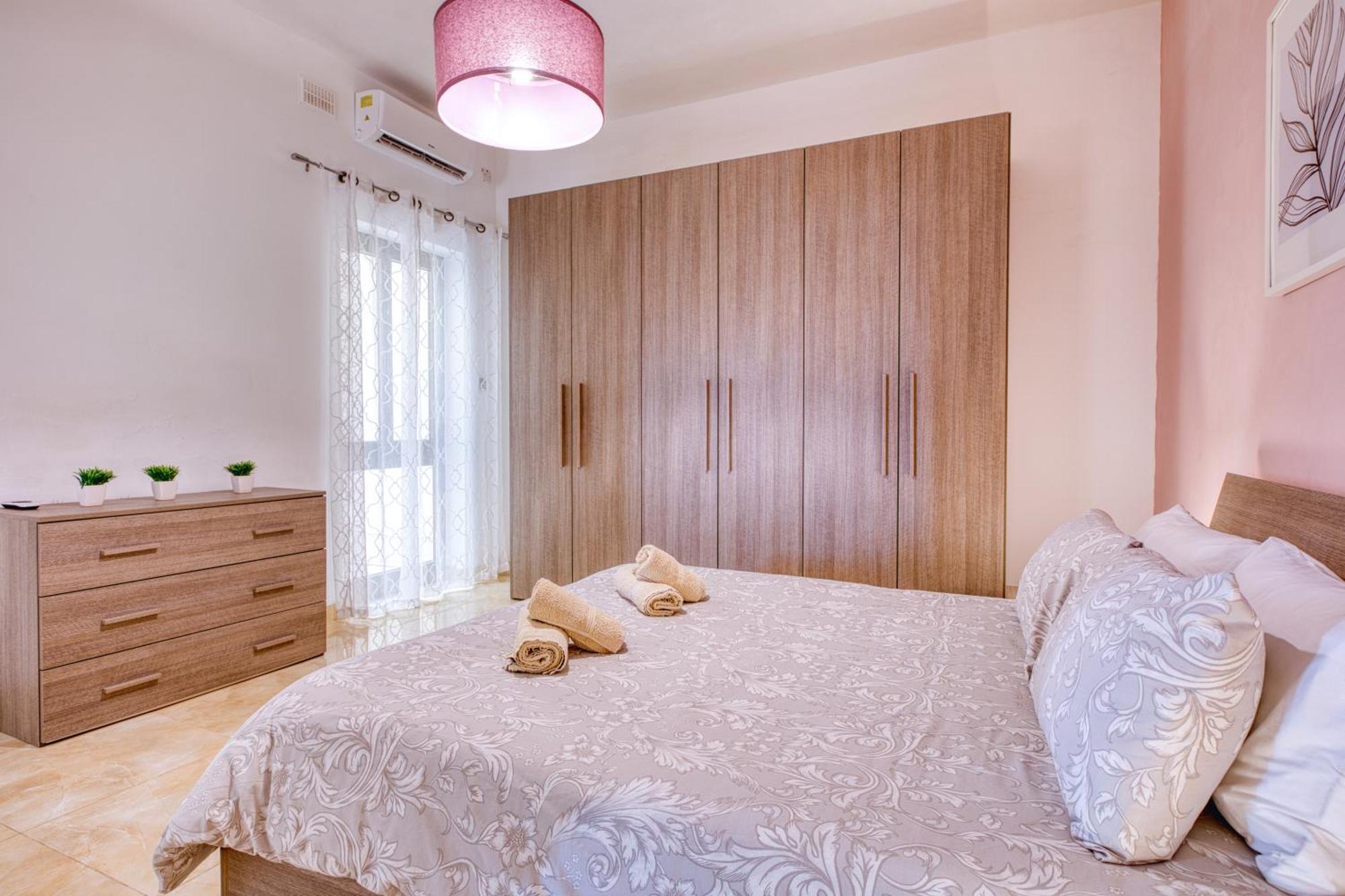 Spacious, Bright, Valley & Sea View Maisonette Xagħra Dış mekan fotoğraf