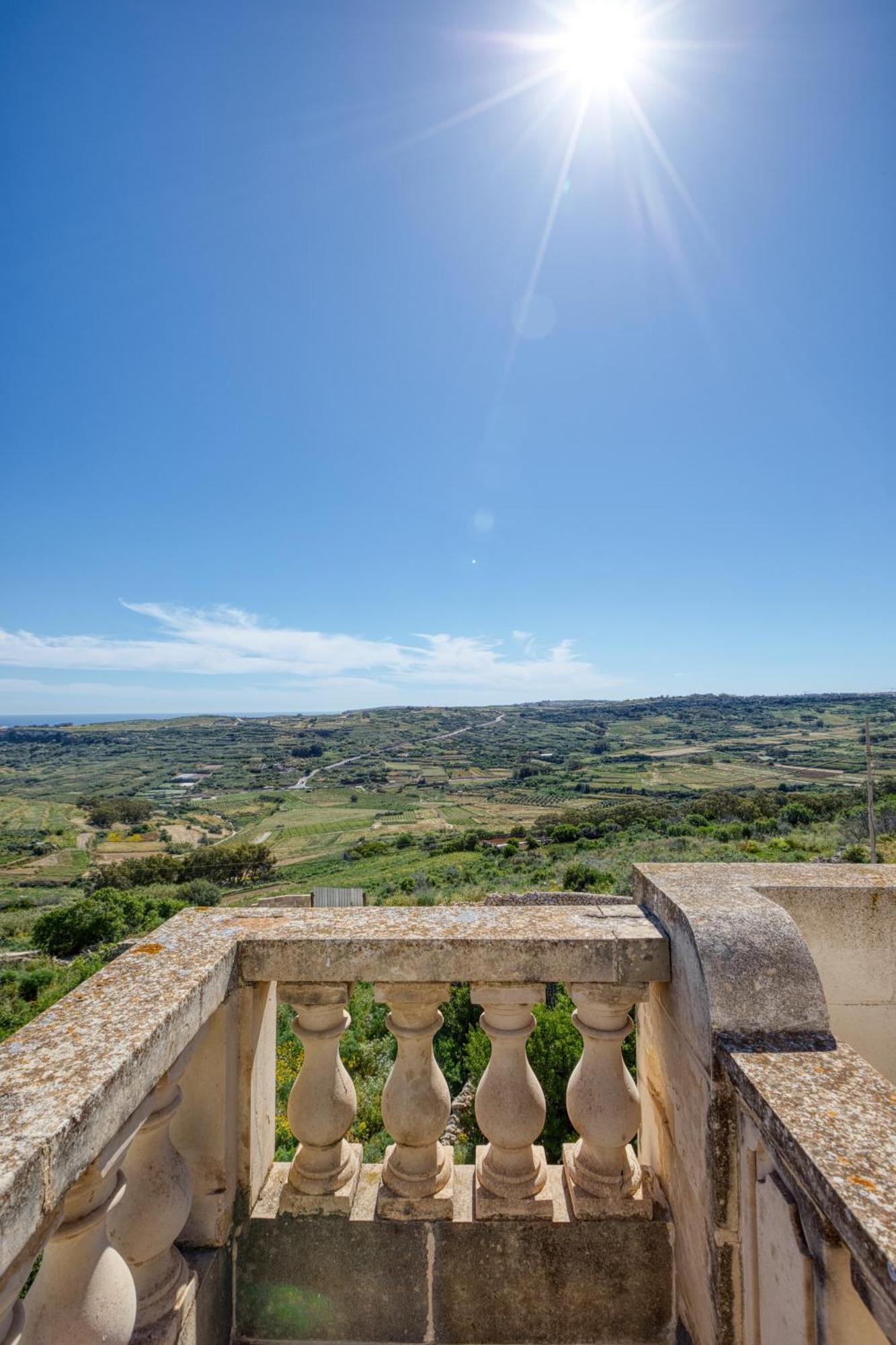 Spacious, Bright, Valley & Sea View Maisonette Xagħra Dış mekan fotoğraf