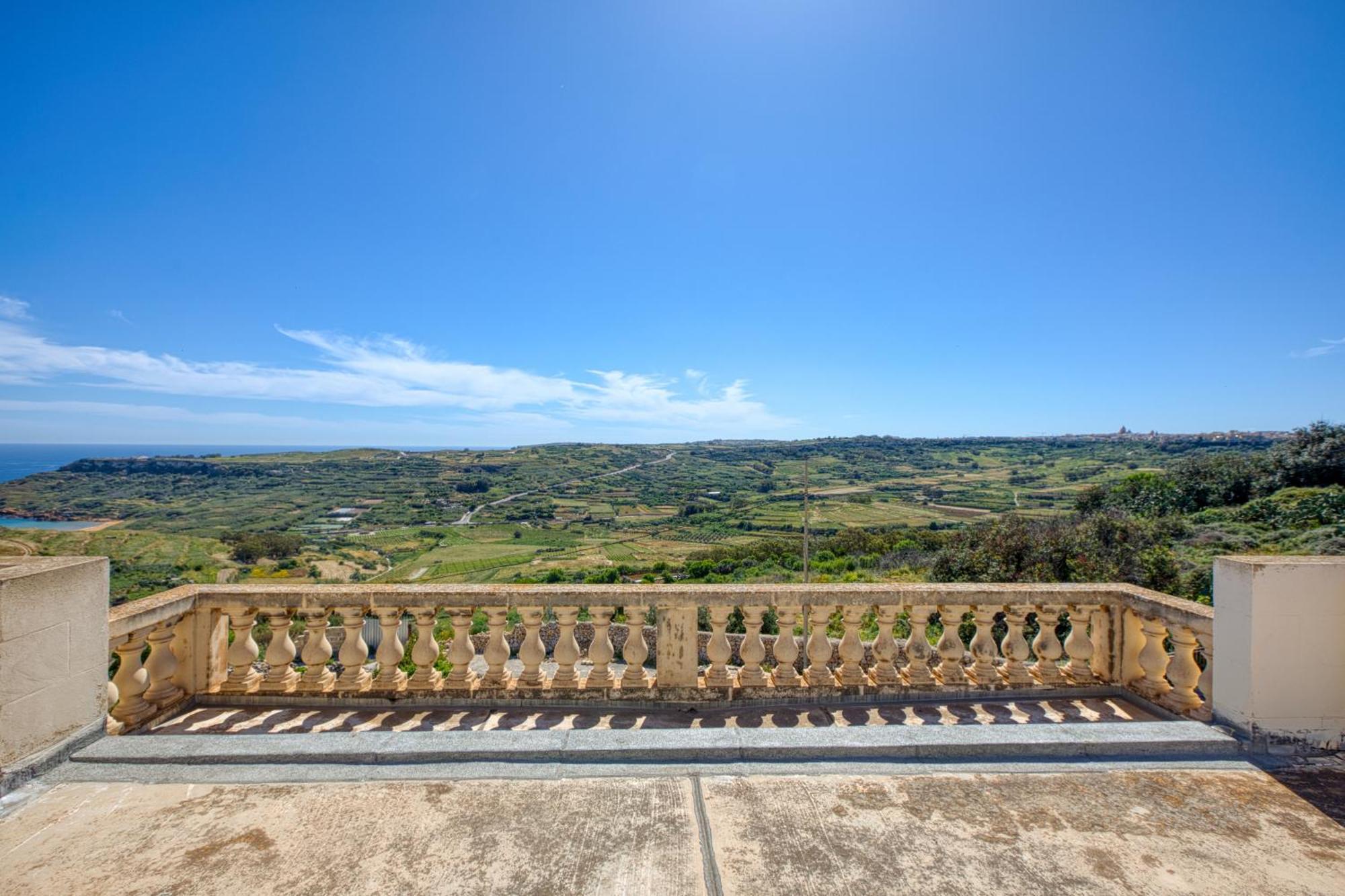 Spacious, Bright, Valley & Sea View Maisonette Xagħra Dış mekan fotoğraf